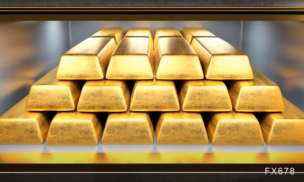 金价狂飙？穆迪降级、地缘危机下，黄金投资的危与机